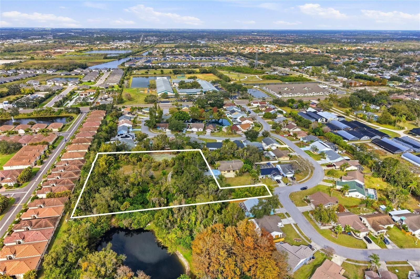 7808 34Th Court E. Sarasota, FL 34243
