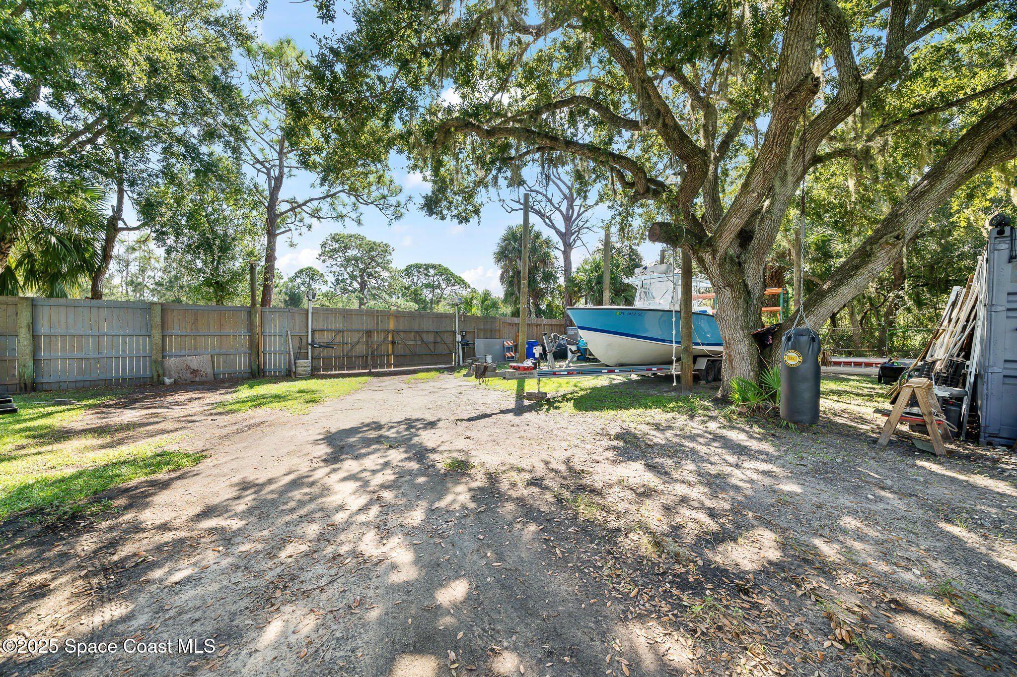 9633 Honeysuckle Drive. Sebastian, FL 32976