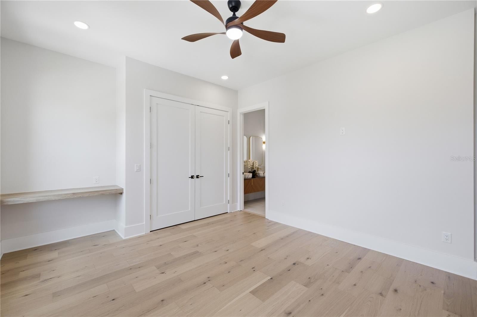 810 W Braddock Street. Tampa, FL 33603