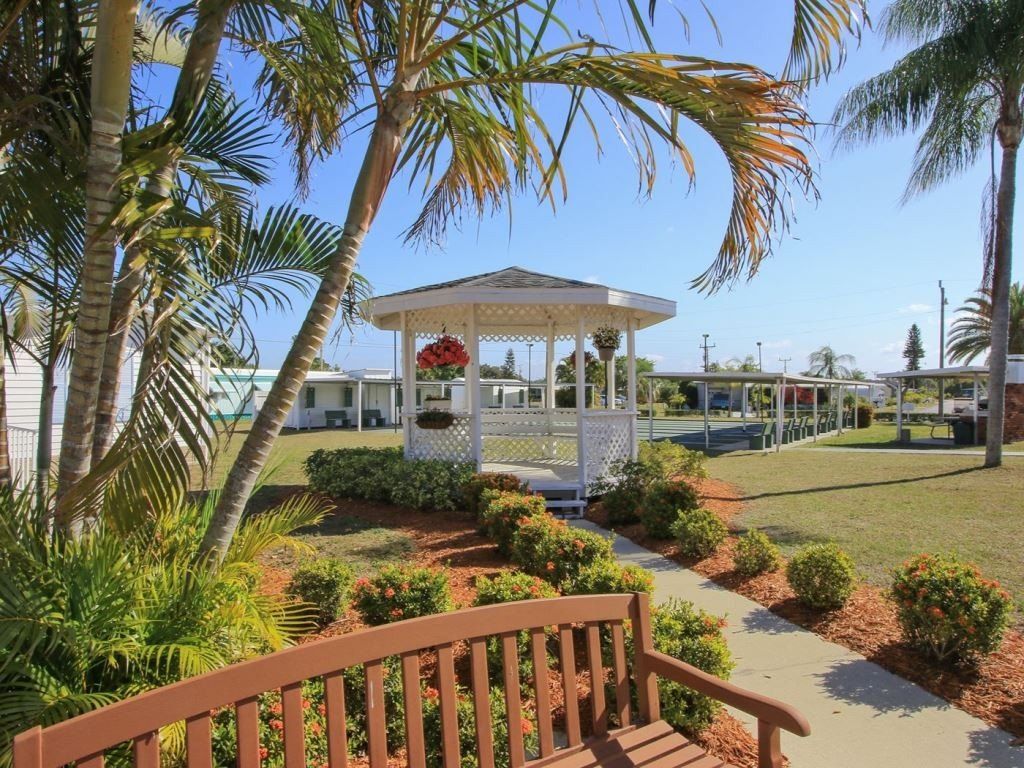 265 Netherland Ave. North Fort Myers, FL 33903