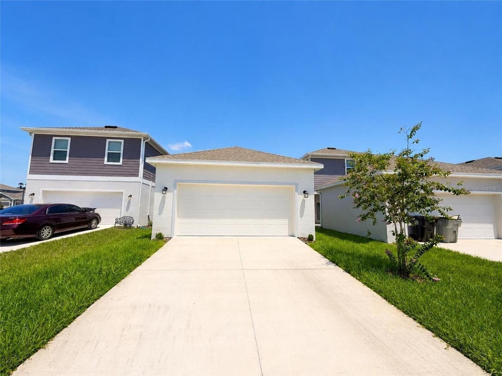 1812 Rider Rain Lane. Apopka, FL 32703