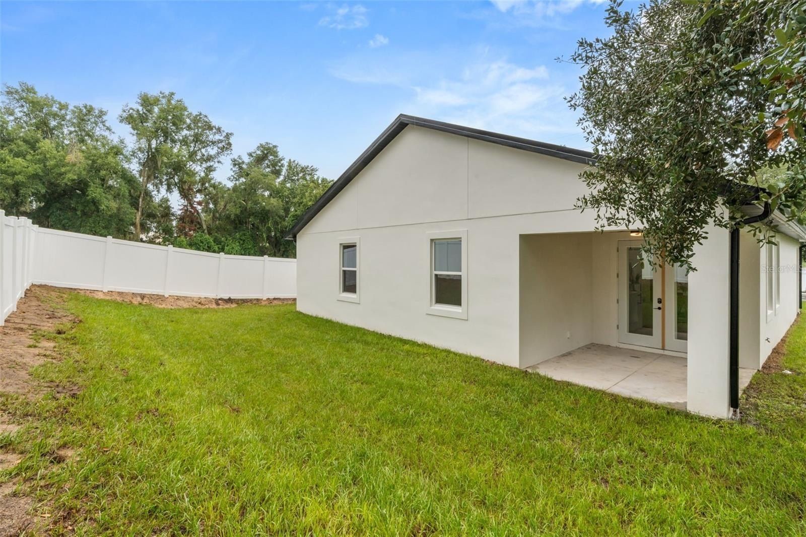 221 S Sunset Avenue. Mascotte, FL 34753
