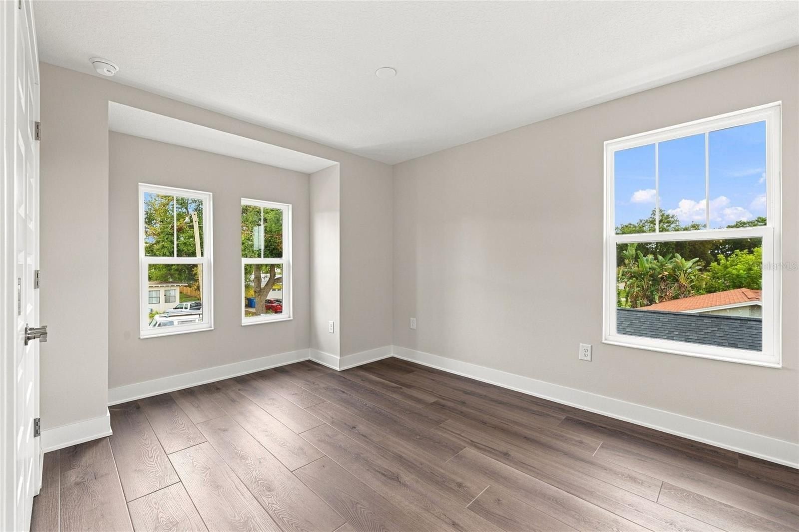 5633 Dartmouth Avenue N. St Petersburg, FL 33710