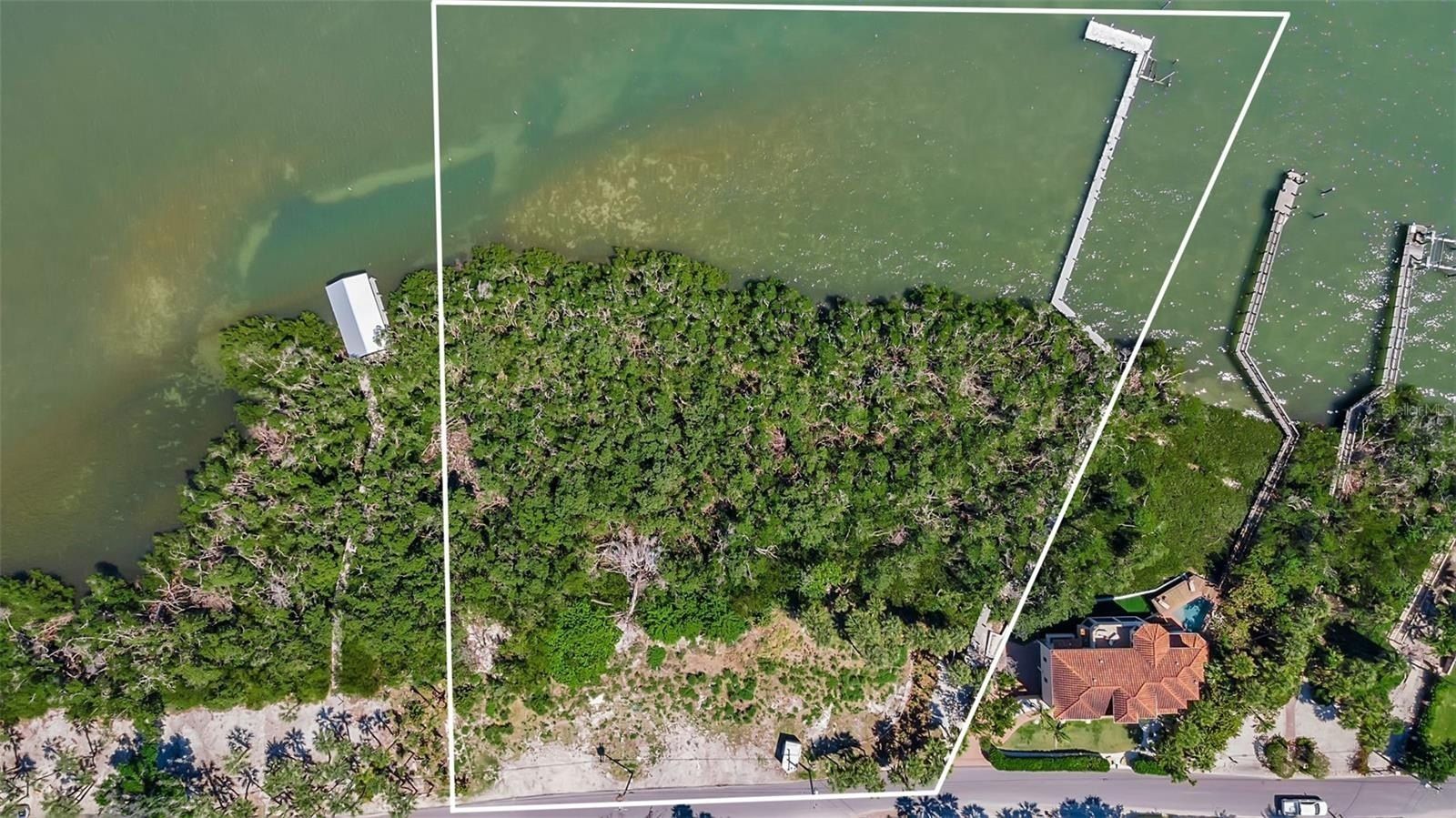 2542 Casey Key Road. Nokomis, FL 34275