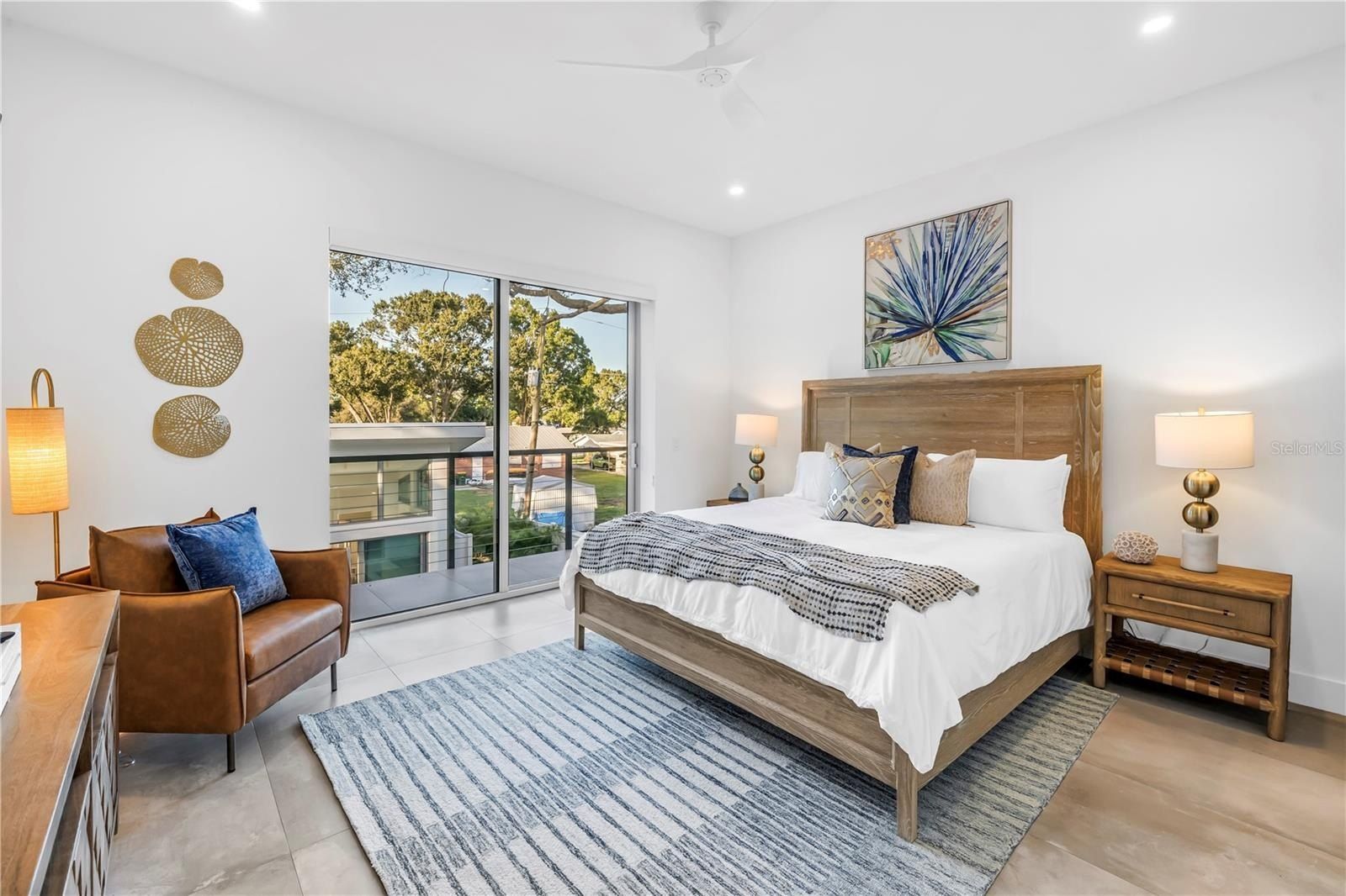 2564 Arlington Street. Sarasota, FL 34239