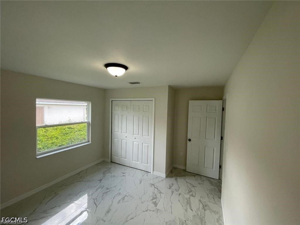 874876 Duplex Street E. Lehigh Acres, FL 33974
