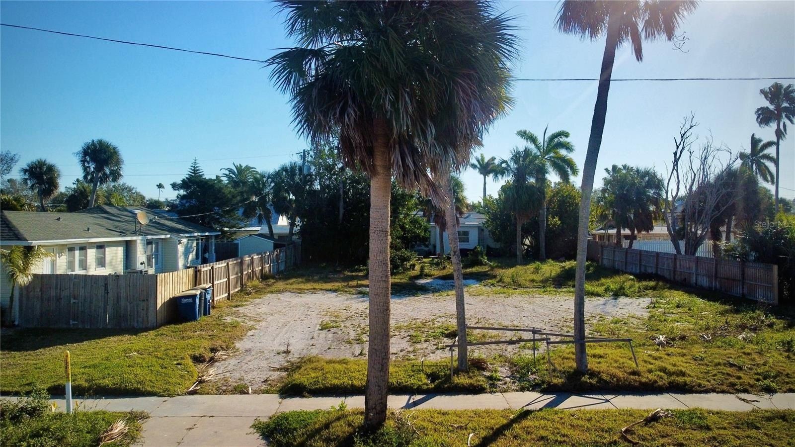 843 Bruce Avenue. Clearwater, FL 33767