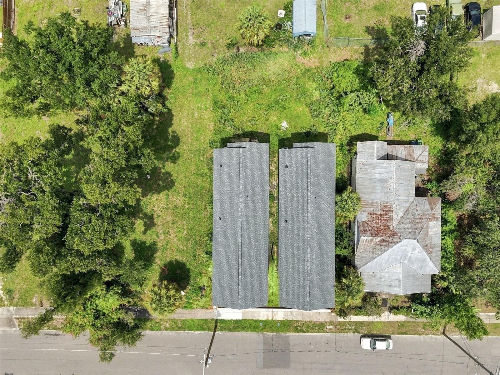 942 E 11Th Avenue. Tampa, FL 33605