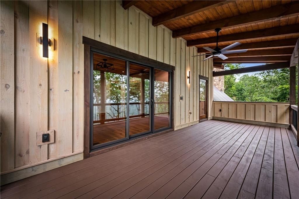 380 Utana Bluffs Trail. Ellijay, GA 30540