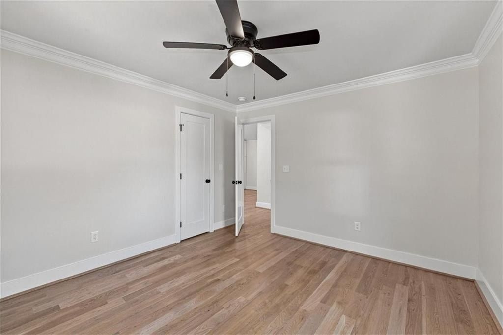 1068 Mclinden Avenue Se. Smyrna, GA 30080