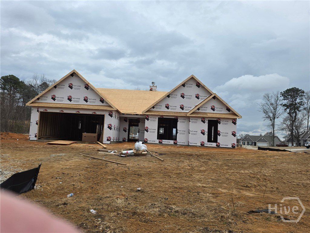 193 Windrow Trail. Statham, GA 30666