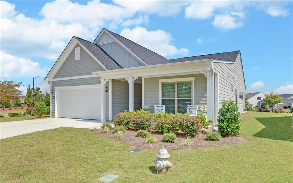 2457 Naples Street. Hoschton, GA 30548