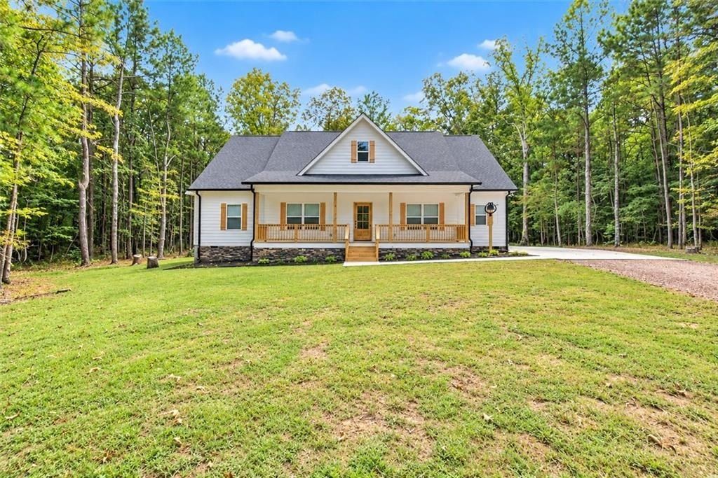 1632 New Rosedale Road Ne. Armuchee, GA 30105