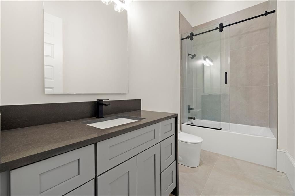 520 Heathmill Court. Milton, GA 30004
