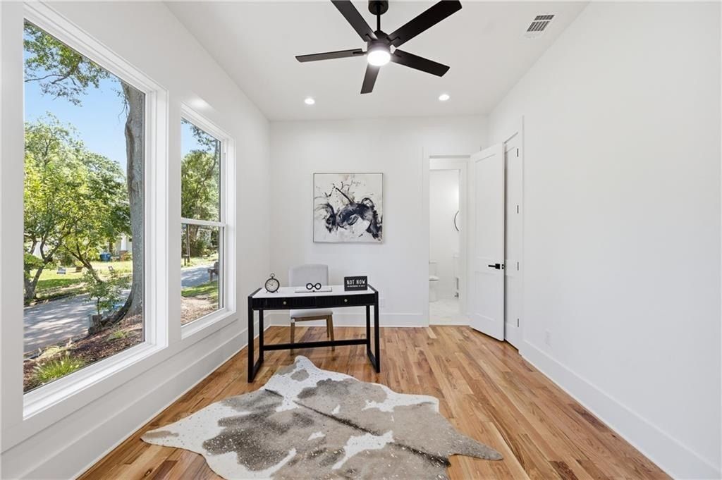 63 Mortimer Street Se. Atlanta, GA 30317