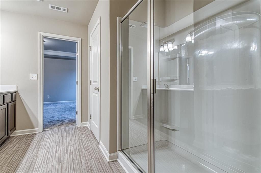 68 Avian Way. Auburn, GA 30011