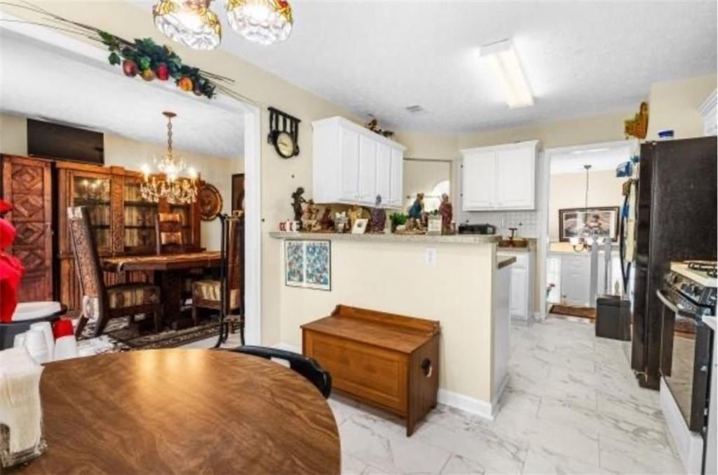 8107 Birch Walk Drive. Riverdale, GA 30274