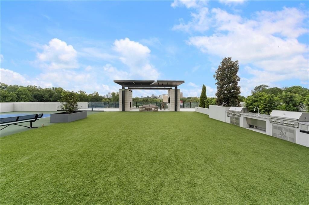2425 Peachtree Road Ne. Atlanta, GA 30305