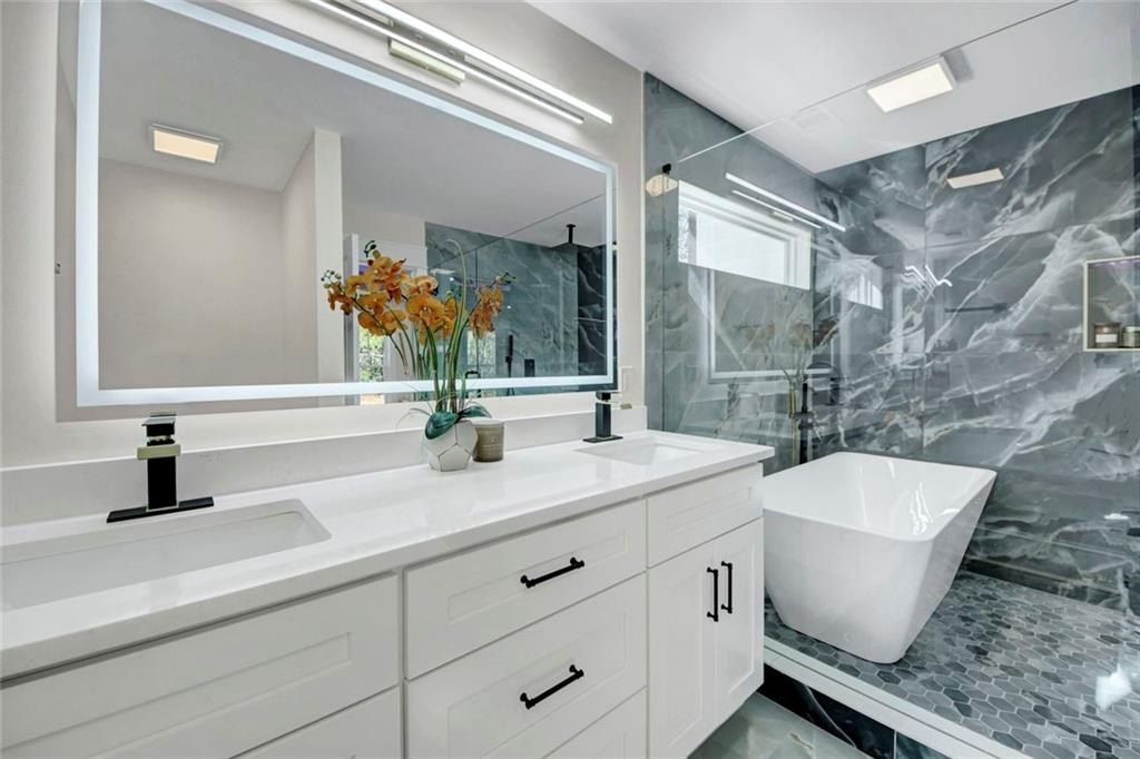 2257 Barge Road Sw. Atlanta, GA 30331