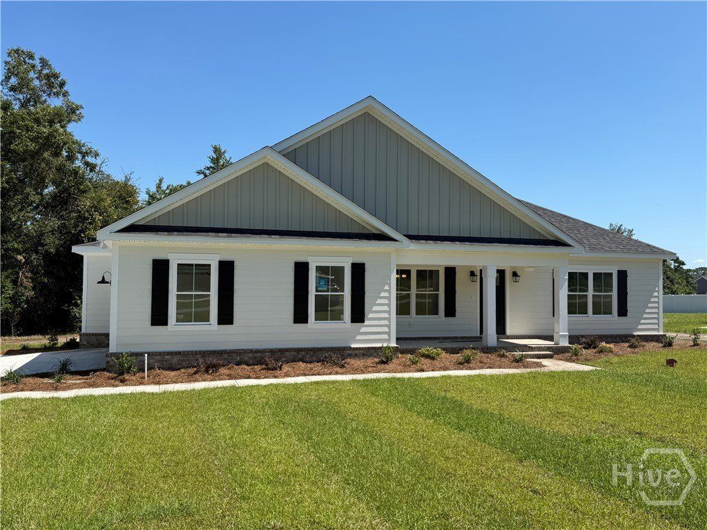 Pin Oak Lane. Statesboro, GA 30458