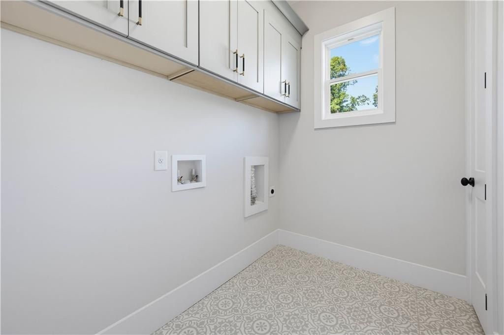 Price Road. Gainesville, GA 30506