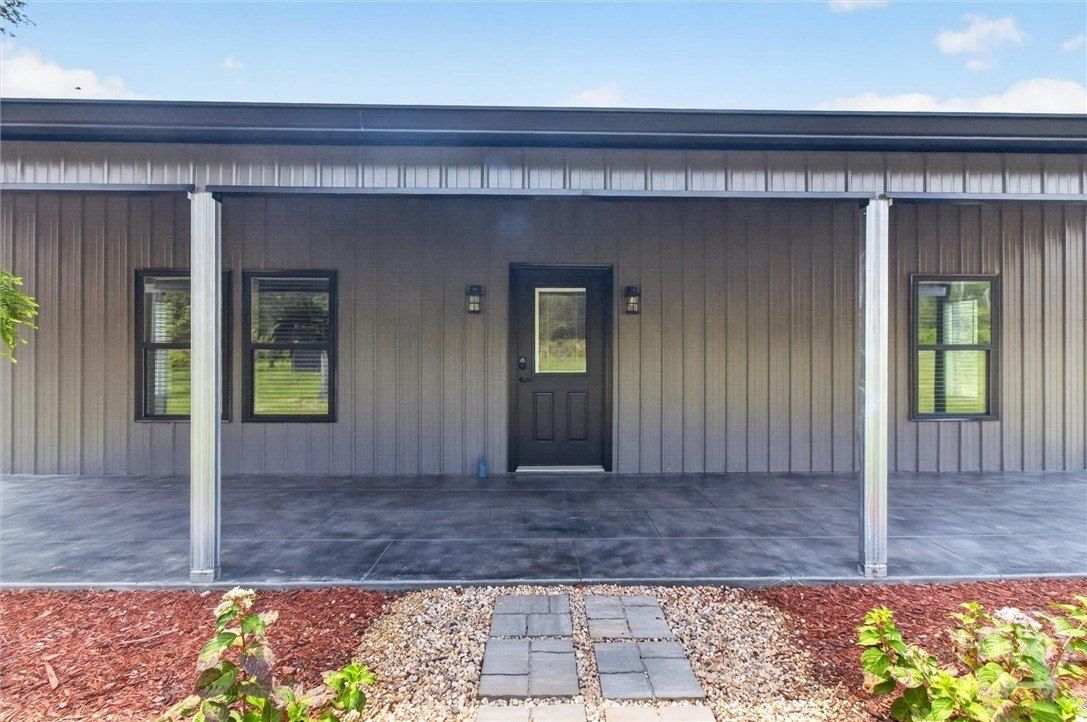 660 Old Manassas Foy. Register, GA 30452