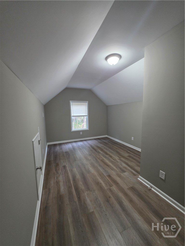 Laura Lane. Commerce, GA 30529