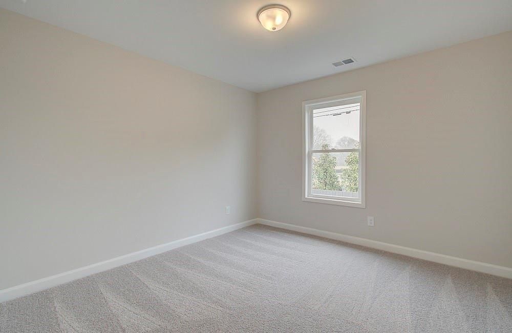5376 Elliott Meadow Drive. Powder Springs, GA 30127