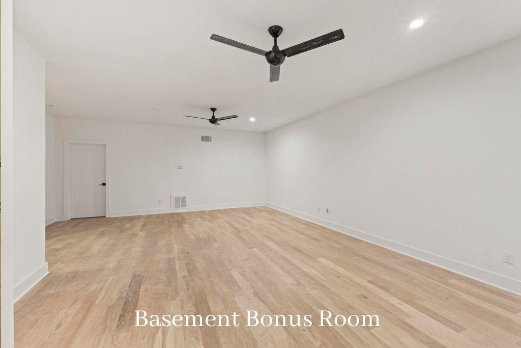 940 Laurel Brooke Avenue. Peachtree City, GA 30269