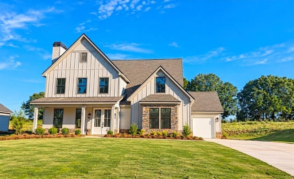 181 Maney Drive. Statham, GA 30666