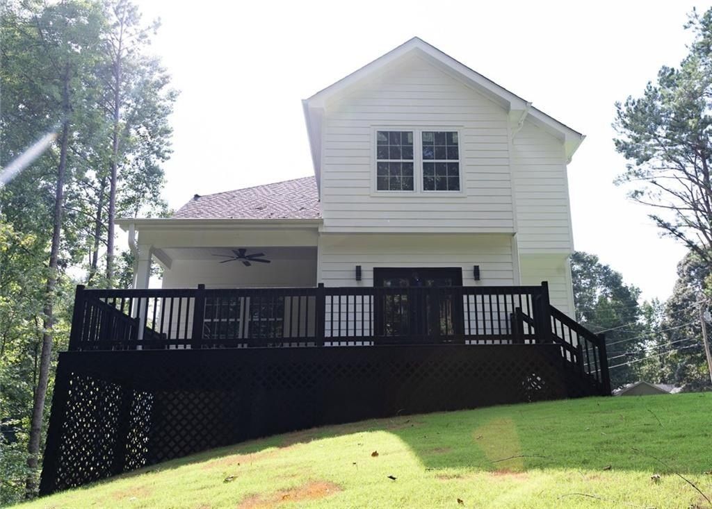 131 Forest Place. Stockbridge, GA 30281