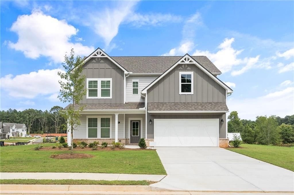 5320 Woodline View Circle. Auburn, GA 30011