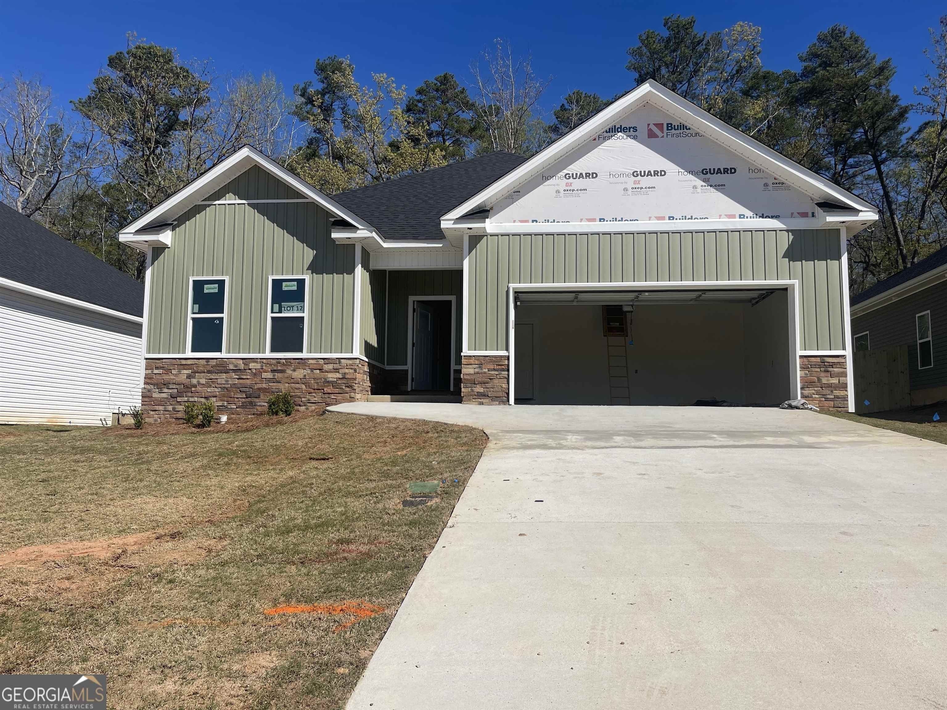 117 Garrett Lane. Bonaire, GA 31005