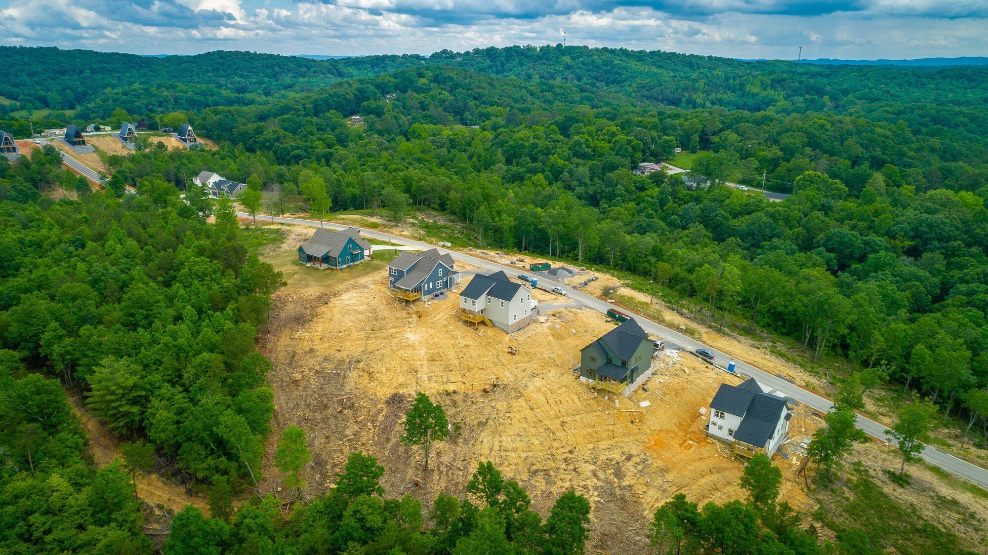 228 Cascade Drive. Rossville, GA 30741