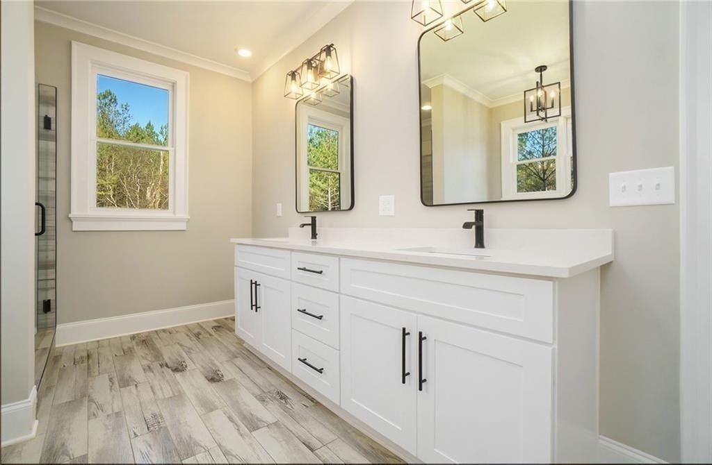 526 Spring Place Road Ne. White, GA 30184