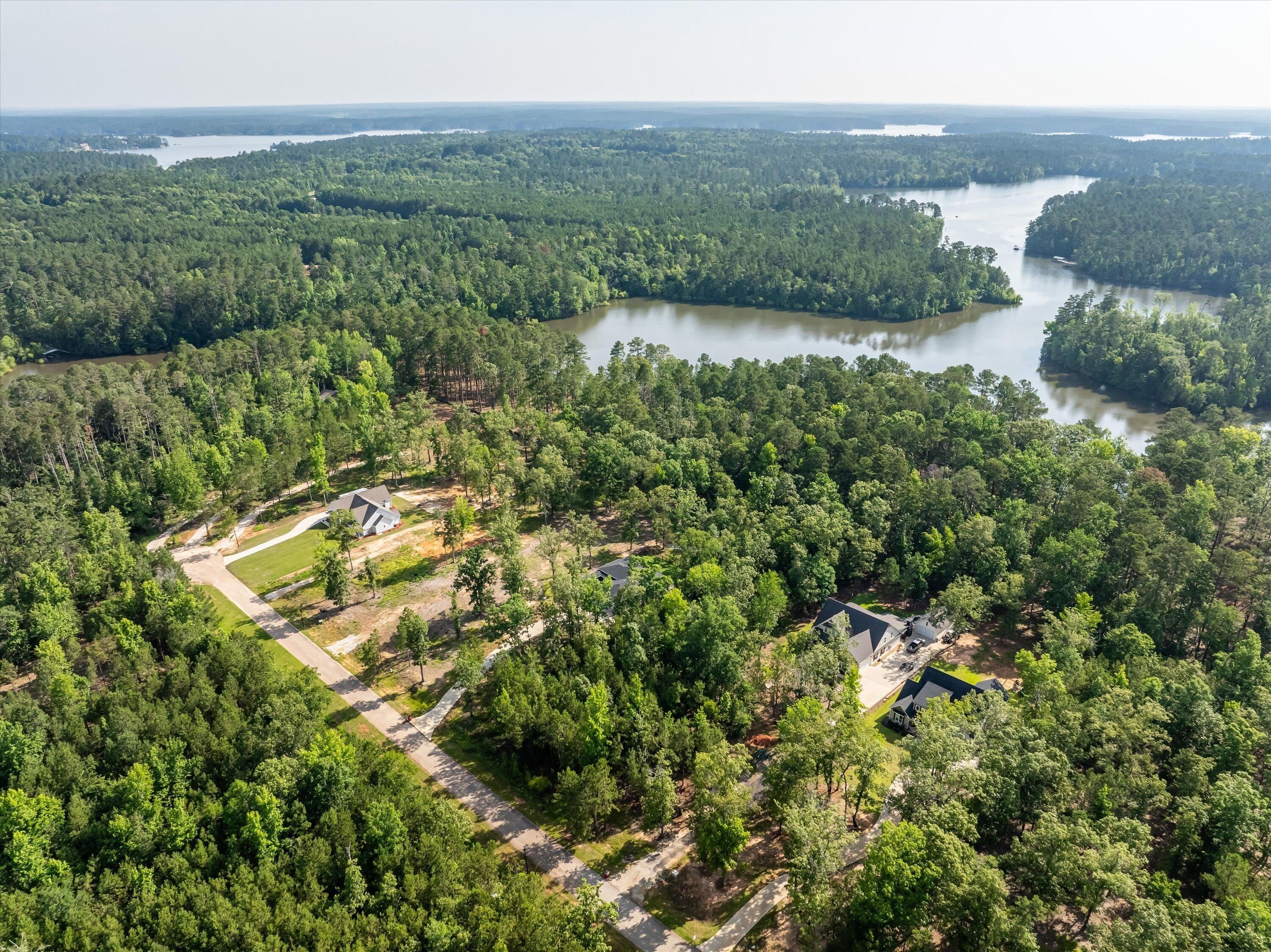 1036 Longleaf Way. Lincolnton, GA 30817