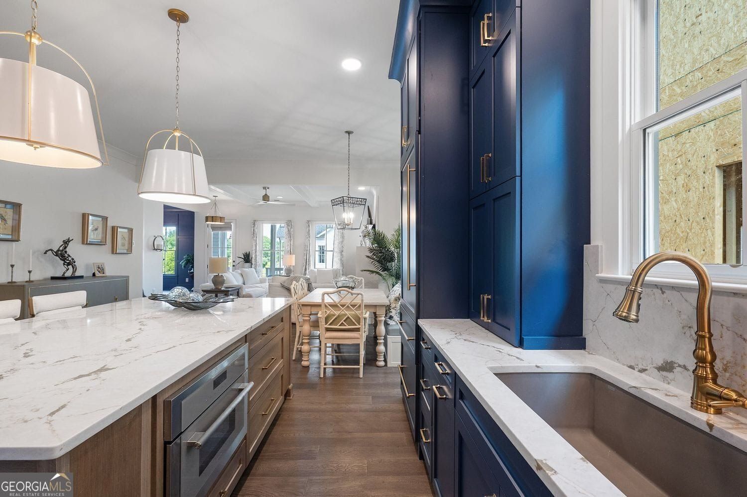 1025 Crossroads Trail. Milton, GA 30004