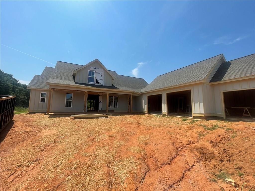 4312 Green Hill. Gainesville, GA 30506