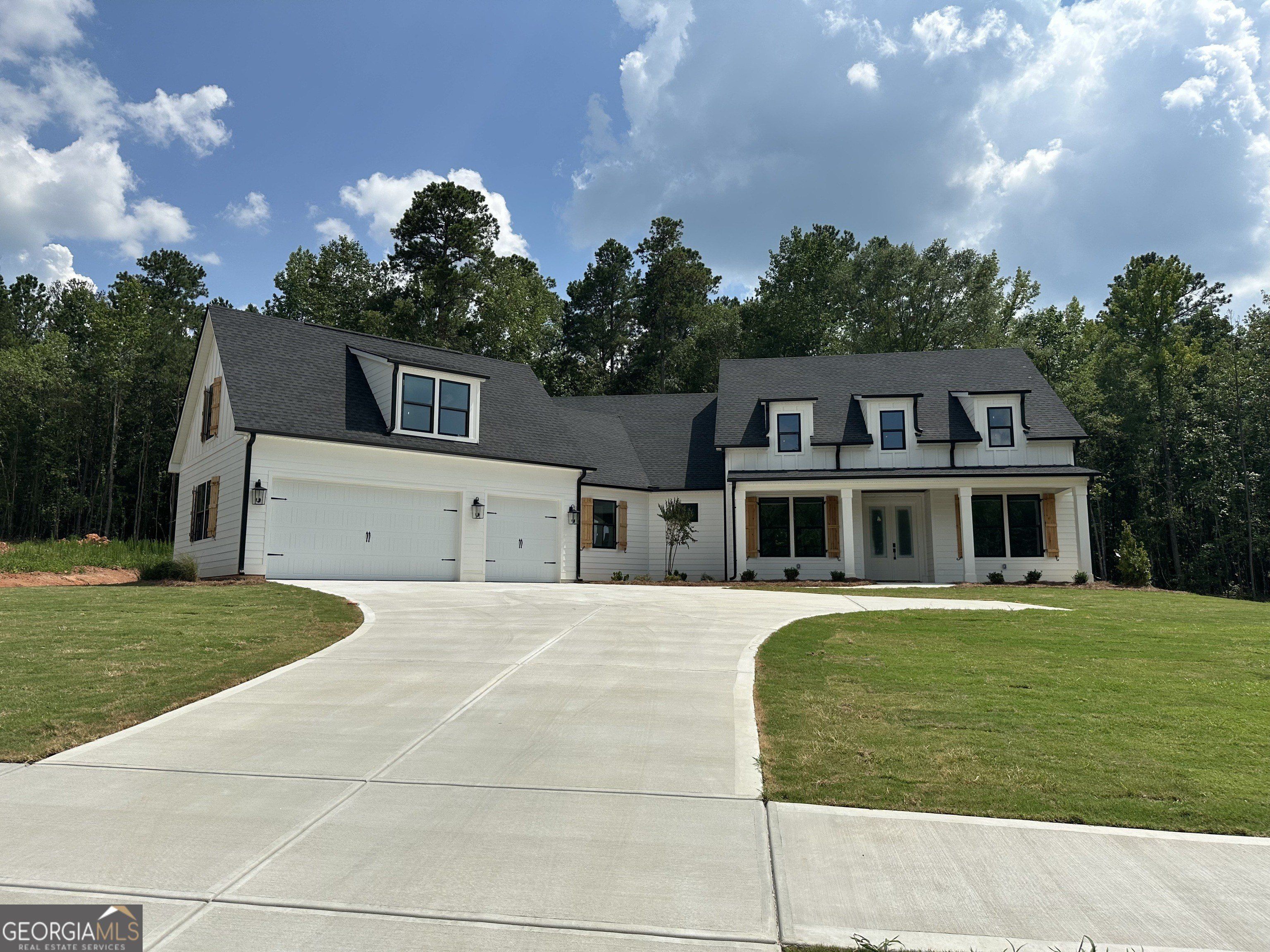 136 Ryeland Drive. Senoia, GA 30276