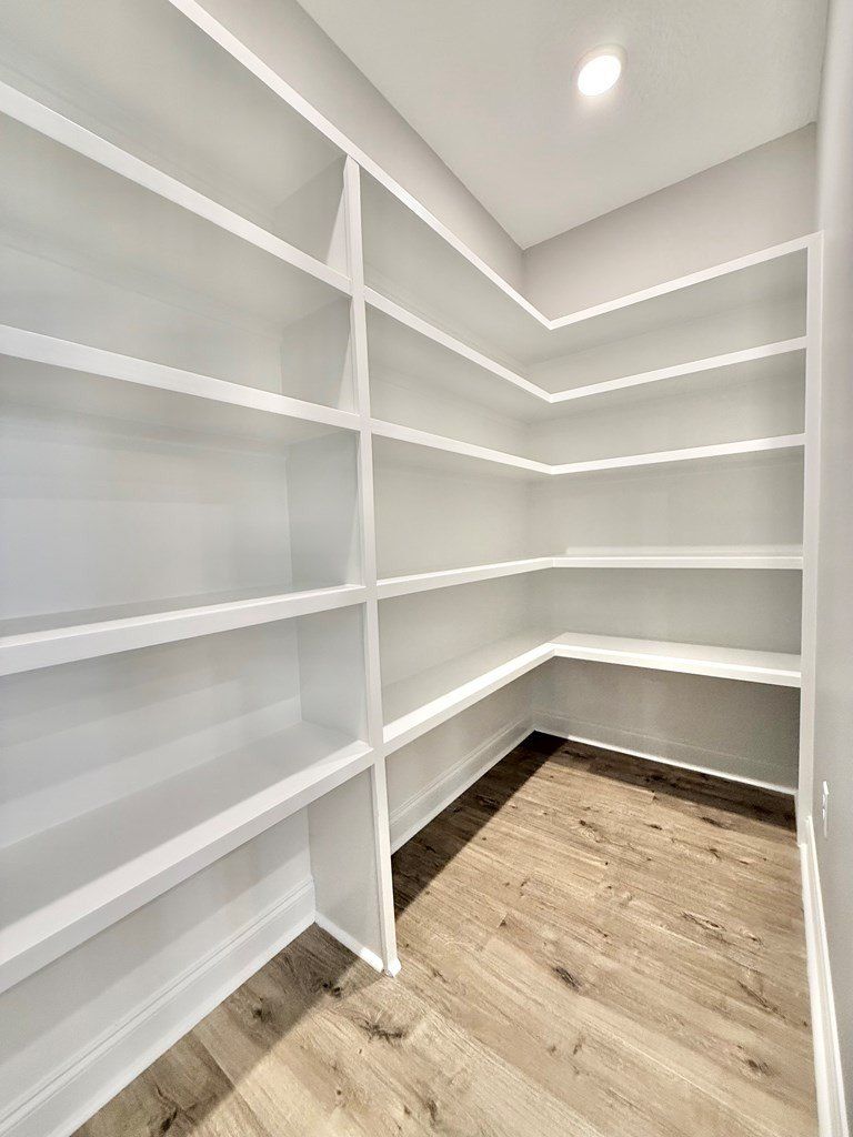 5051 Hatfield Circle. Hahira, GA 31632