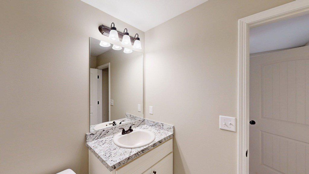 102 Woodside Court. Temple, GA 30179