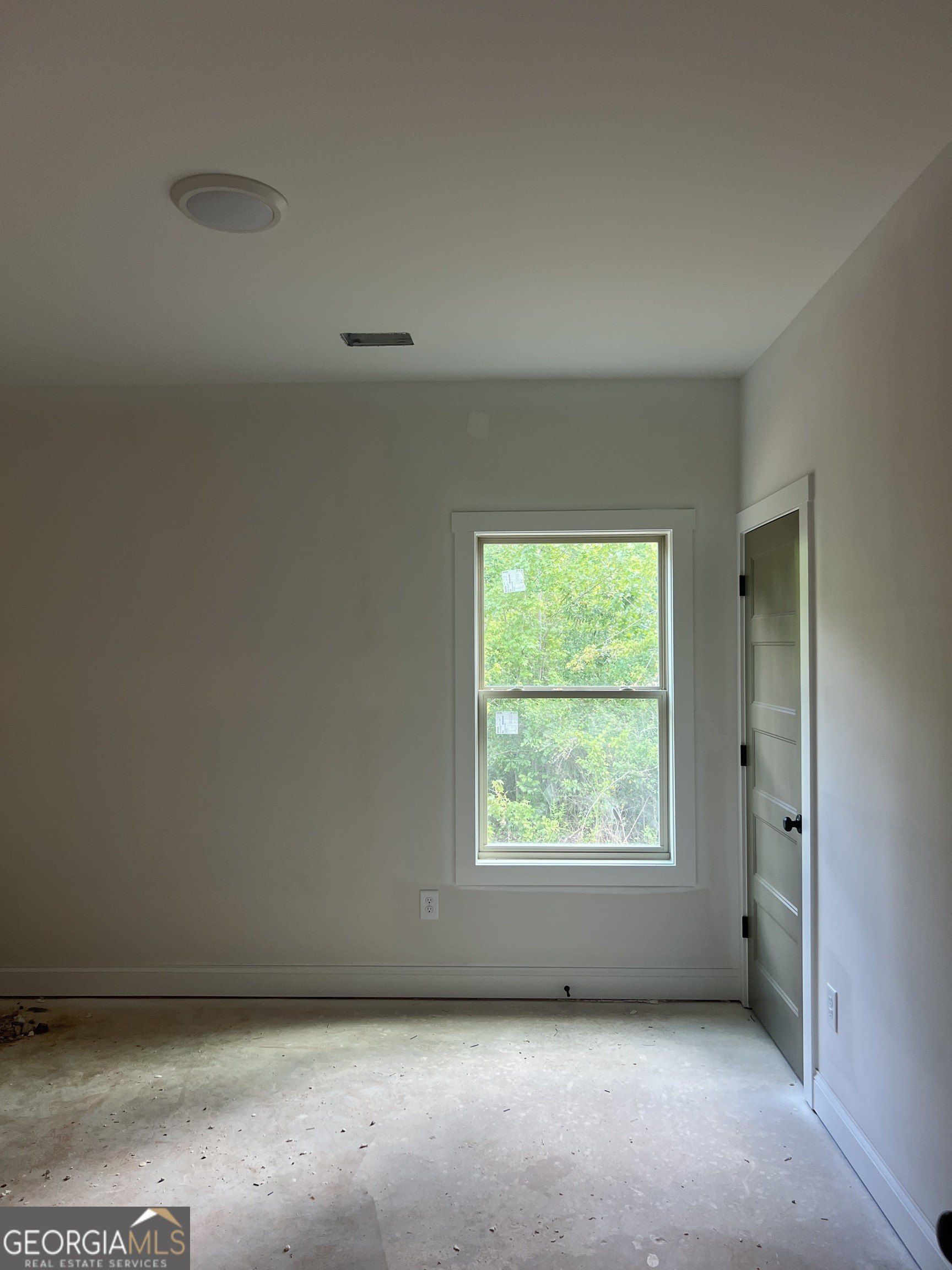 50 Daisy Harris. Senoia, GA 30276