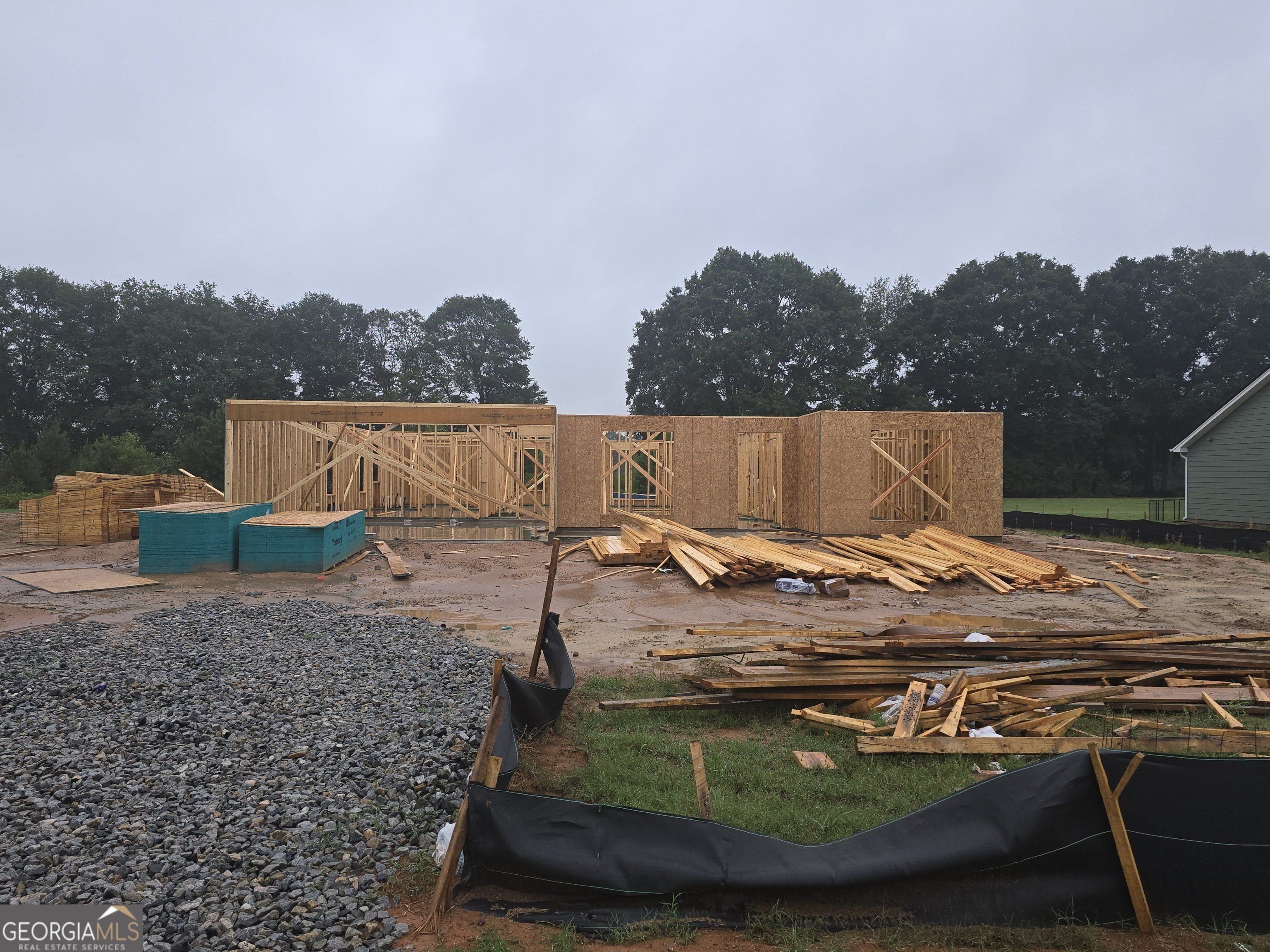 227 Dove Field Drive Unit 84. Statham, GA 30666