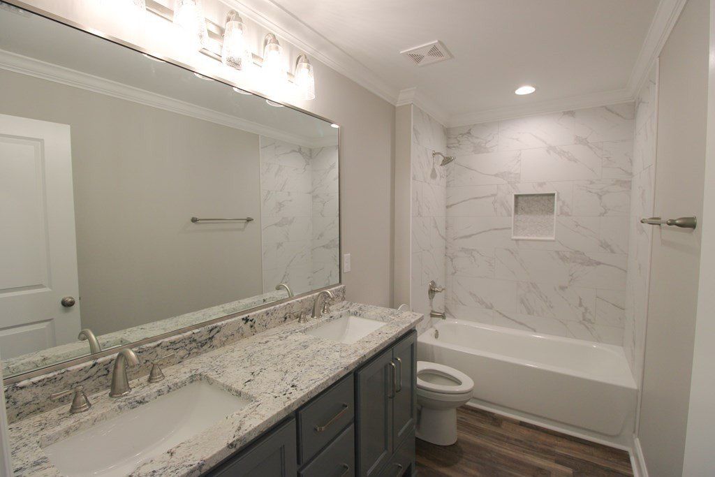 6429 Lake Alapaha Blvd. Naylor, GA 31641