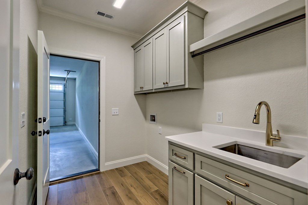 35 Mctyeire Drive. Young Harris, GA 30582