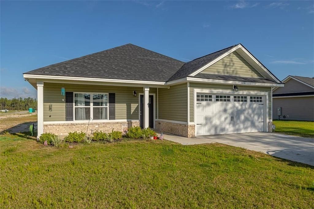 1816 S Palm Street. Jesup, GA 31546