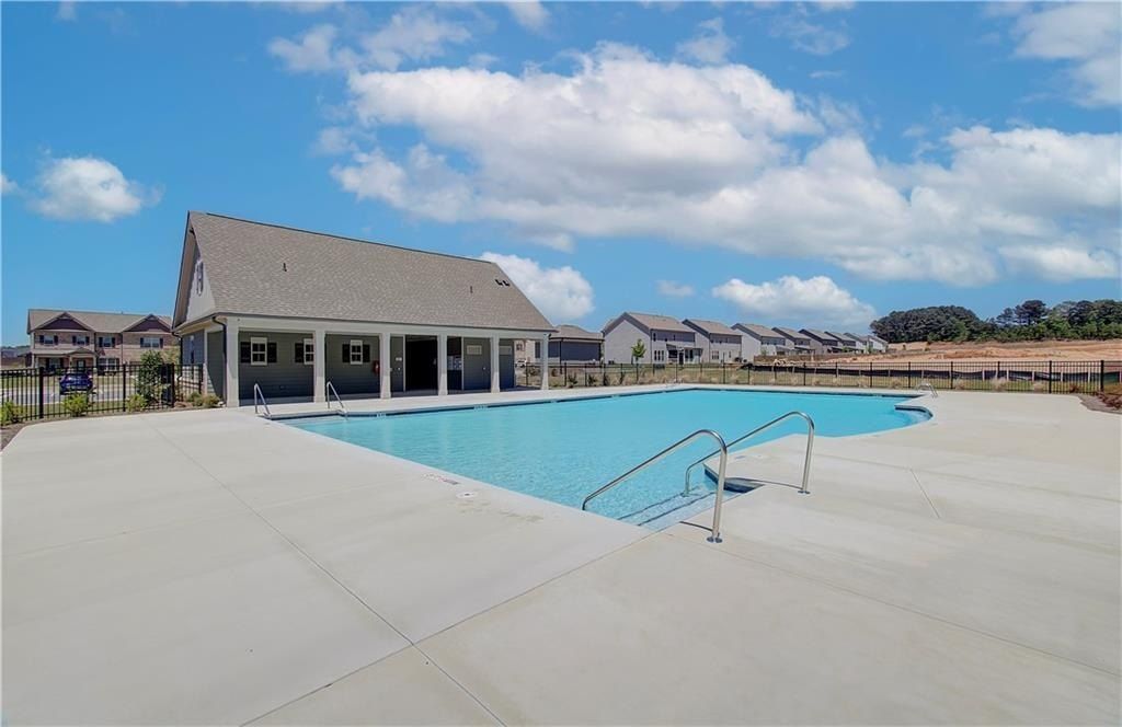 502 Clayborne Way. Loganville, GA 30052