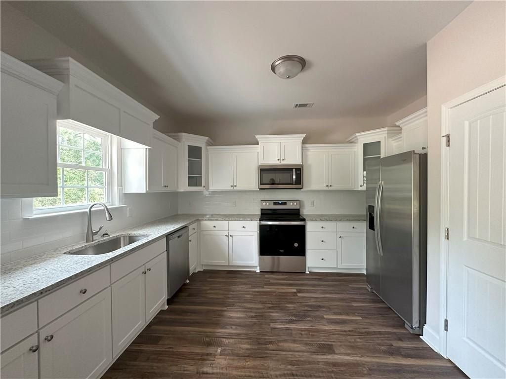 276 Freshwater Lane Ne. Ludowici, GA 31316