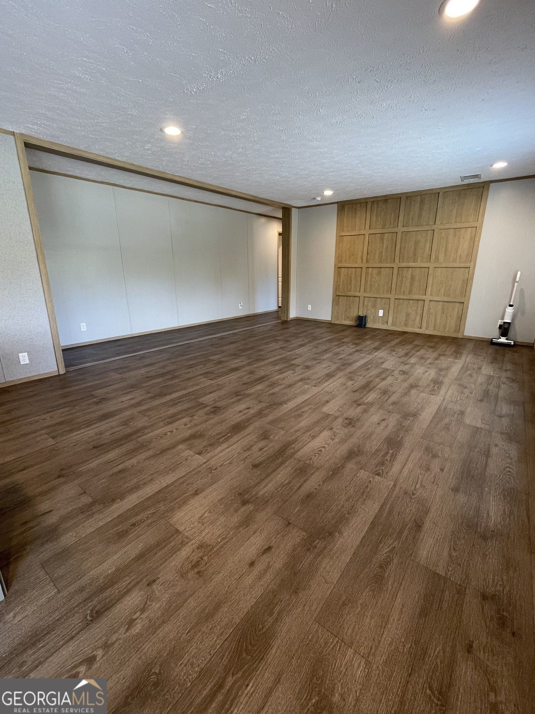 13929 Raybon Road E. Nahunta, GA 31553