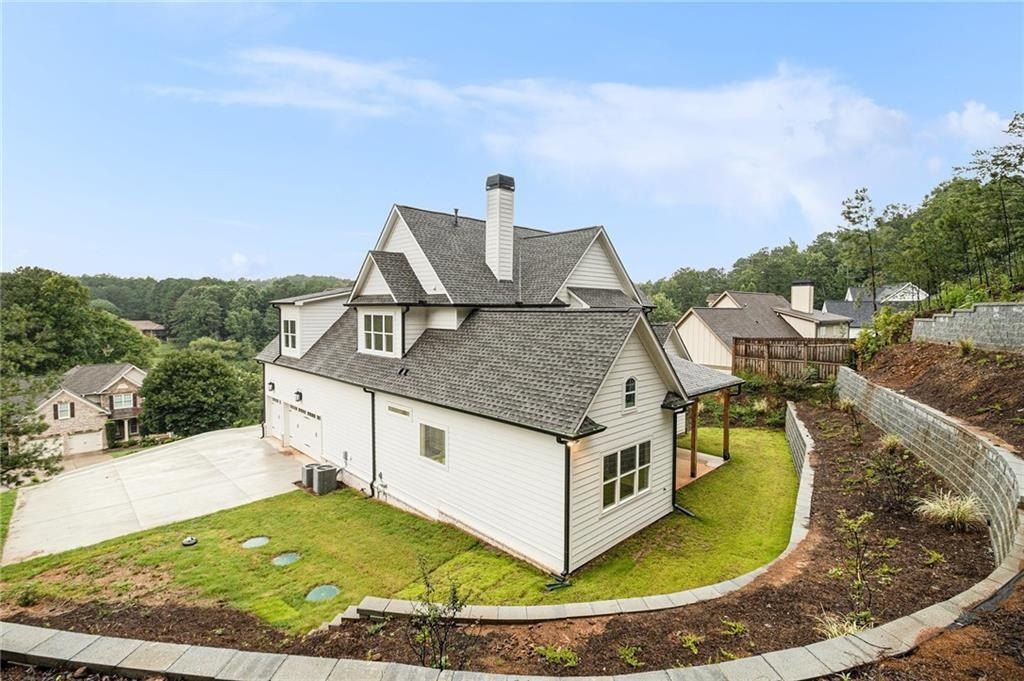 52 Lake Overlook Drive. White, GA 30184